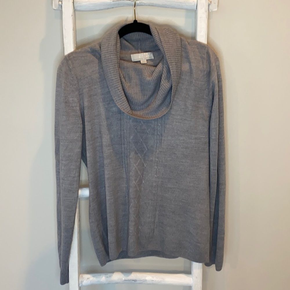 Carolyn Taylor gray turtleneck (sz L)